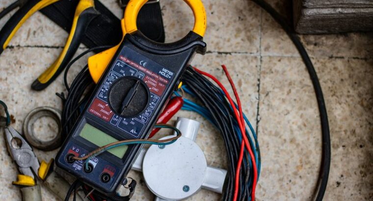 Elektryk w Londynie – usługi elektryczne